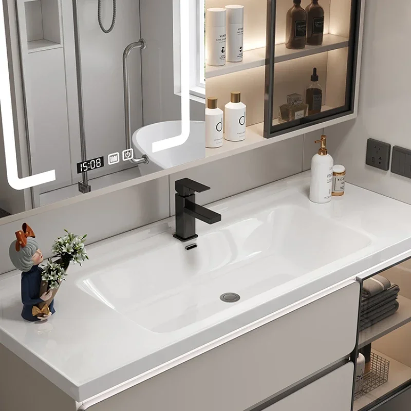 Items Garage Bathroom Cabinet  - đánh giá và giá Luxury Skincare Aesthetic